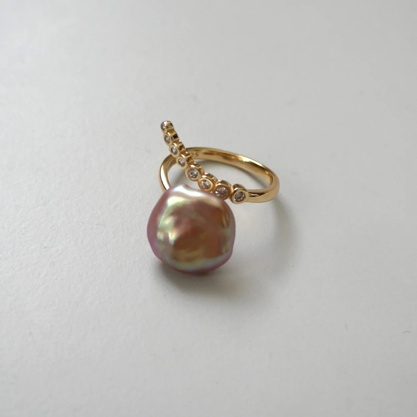 Glimmering Tide Ring — genuine freshwater pearls, Sterling silver 925 — handmade freshwater pearl ring by Ollie Pearls Bergen, Norway